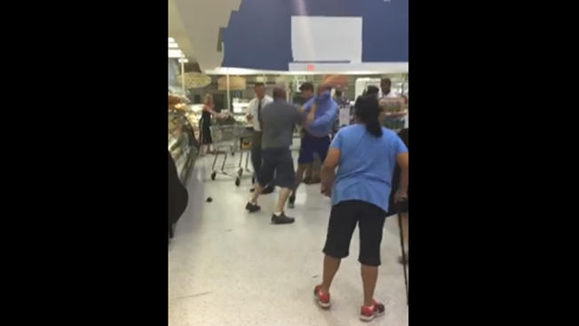 Fight Breaks out at Publix