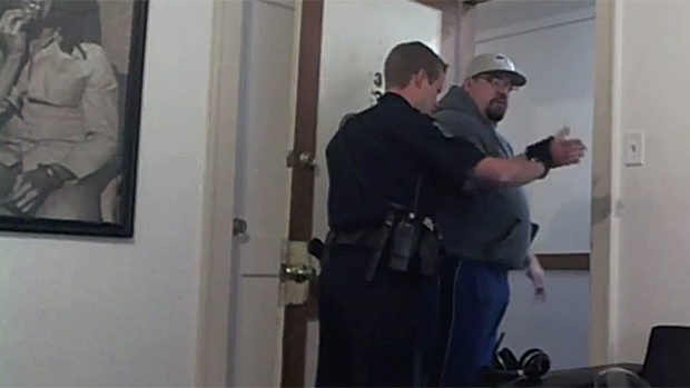 LONGVIEW, Washington -- A man who live streamed his own arrest in his apartment for not showing a cop his identification ended up live streaming his neighbor walking into his apartment and stealing several items last week. (Scroll down for video)