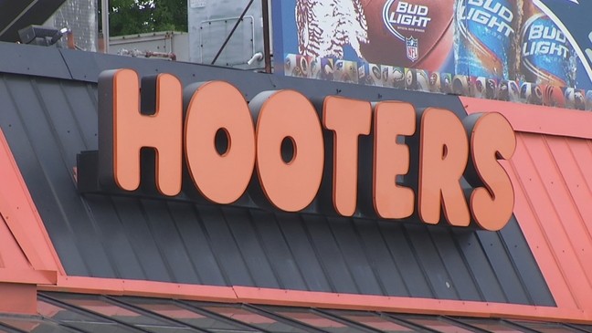 Multiple People Shot at Hooters Restaurant In Long Beach - Breaking911